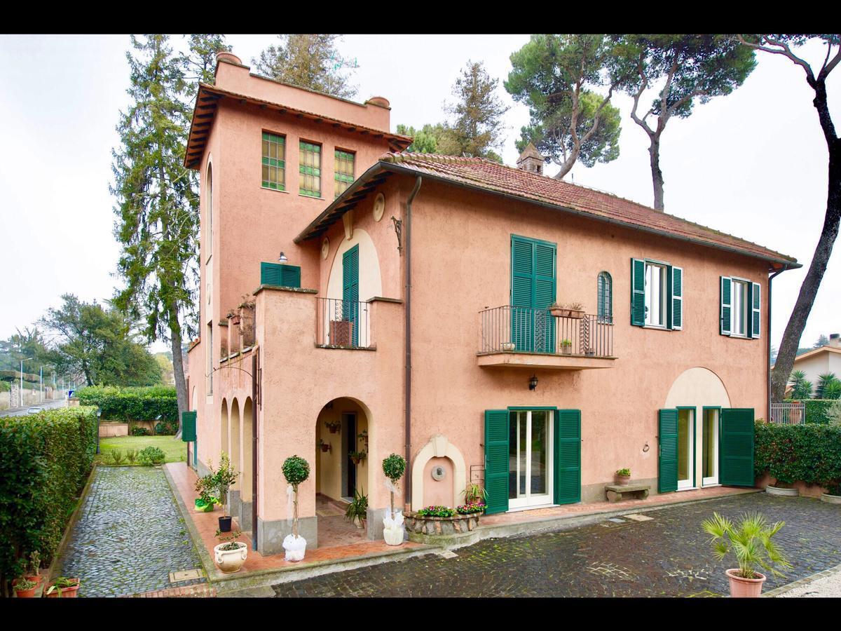 Borgo Dei Castelli Hotel Grottaferrata Exterior photo